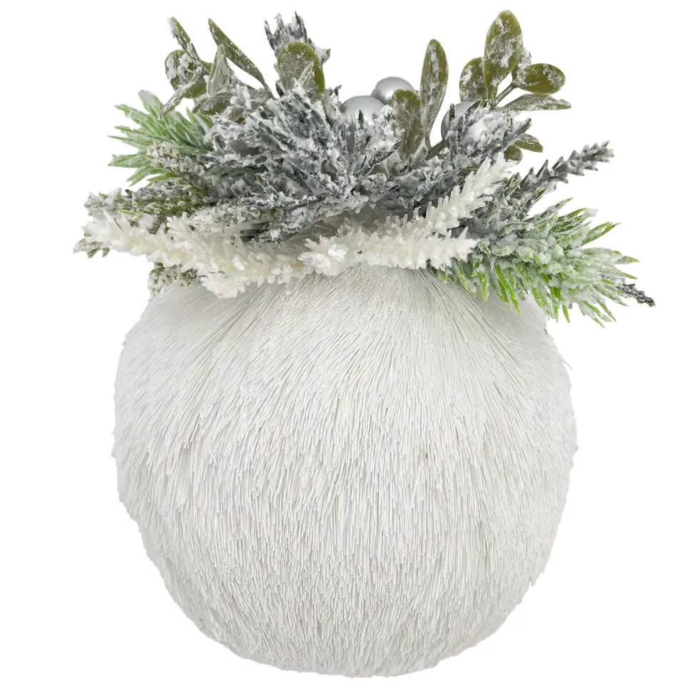 BALL GRASS WHITE 4.5″ W/ FROSTED PINE & BERRIES