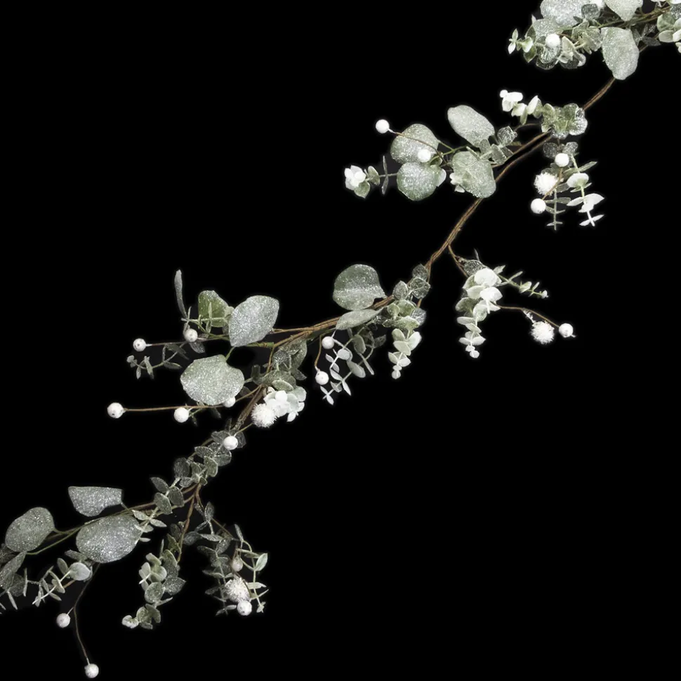 GARLAND GRN 60′ EUCALYPTUS W/ WHITE BERRIES/SNOW