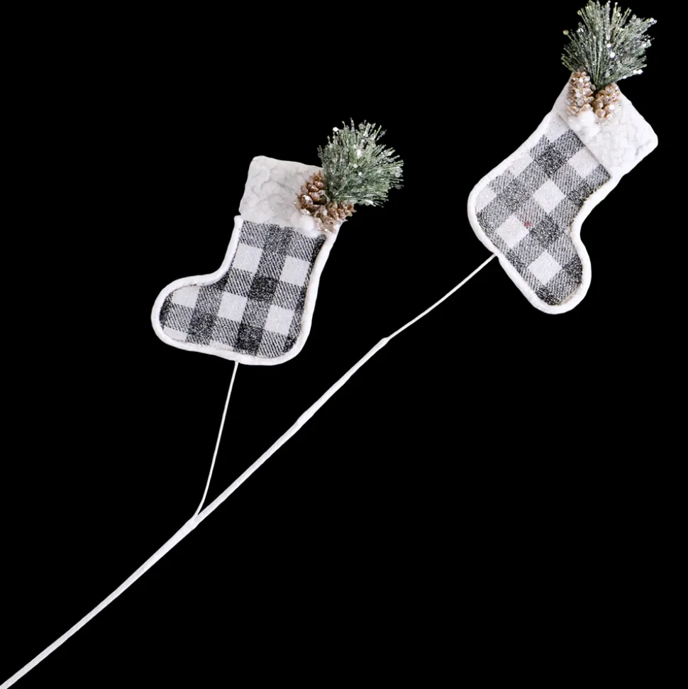 SPRAY FABRIC 26″ STOCKINGS BLK/WHT CHECK W/GRNS & PINECONES FROSTED